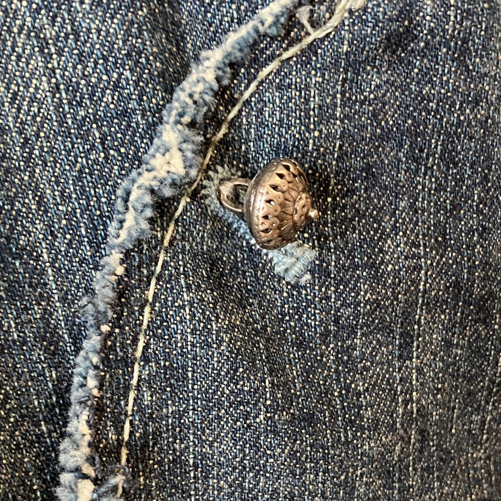 Elie Tahari Denim Jacket with Embroidered Details - Picture 15 of 15